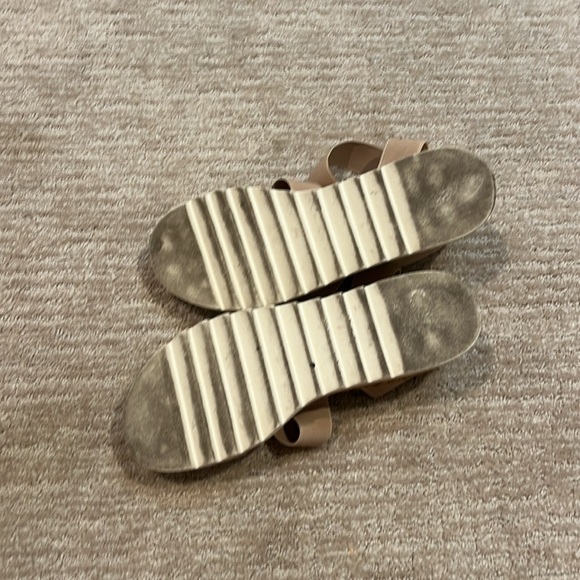 Steve Madden Strapped Ankle Platform Sandals Size 8.5 - Picture 6 of 6